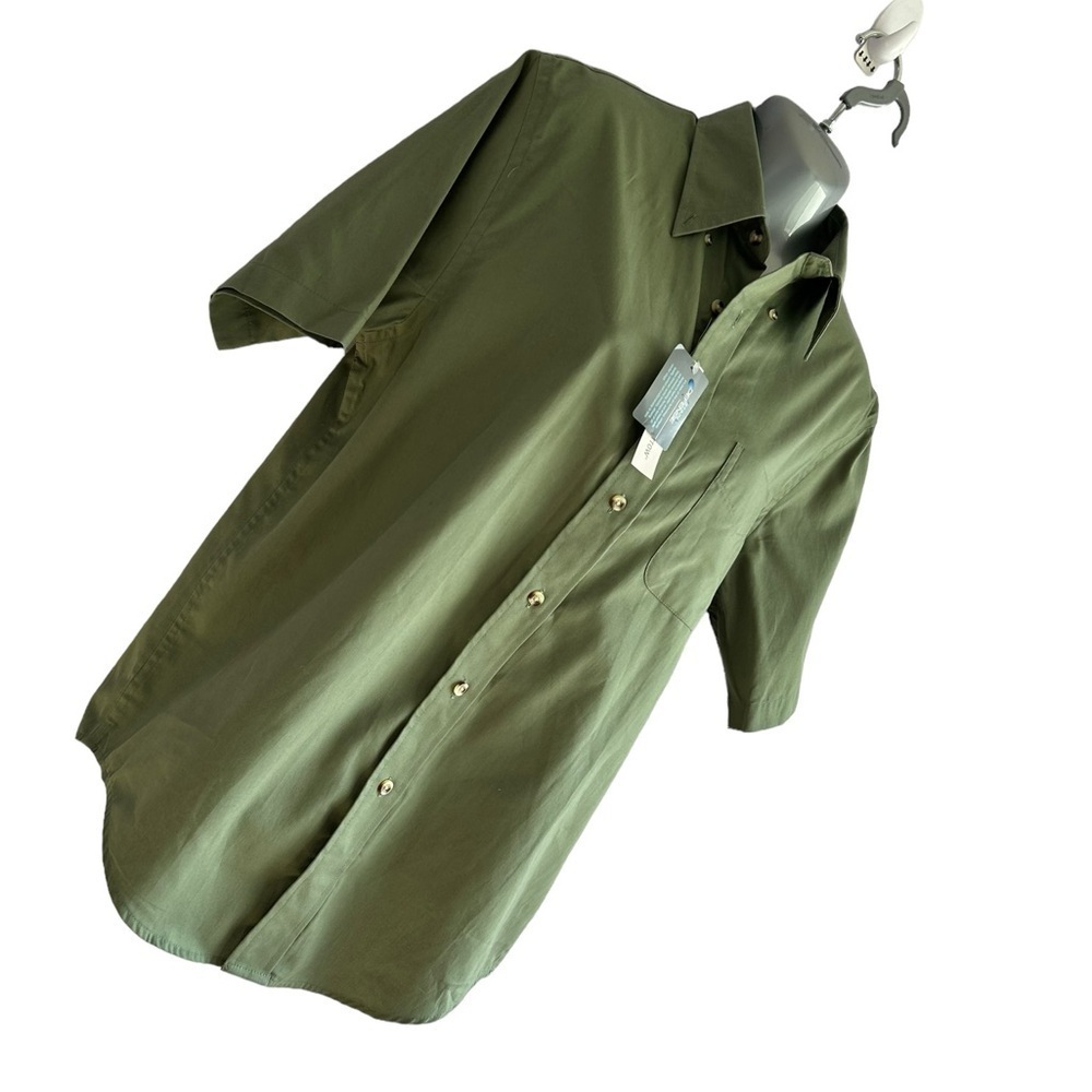 Croft & Barrow Wrinkle Resistant Button Down Shirt  • Size: S • NWT